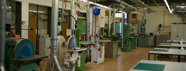 Innenraumbild Modellbauwerkstatt